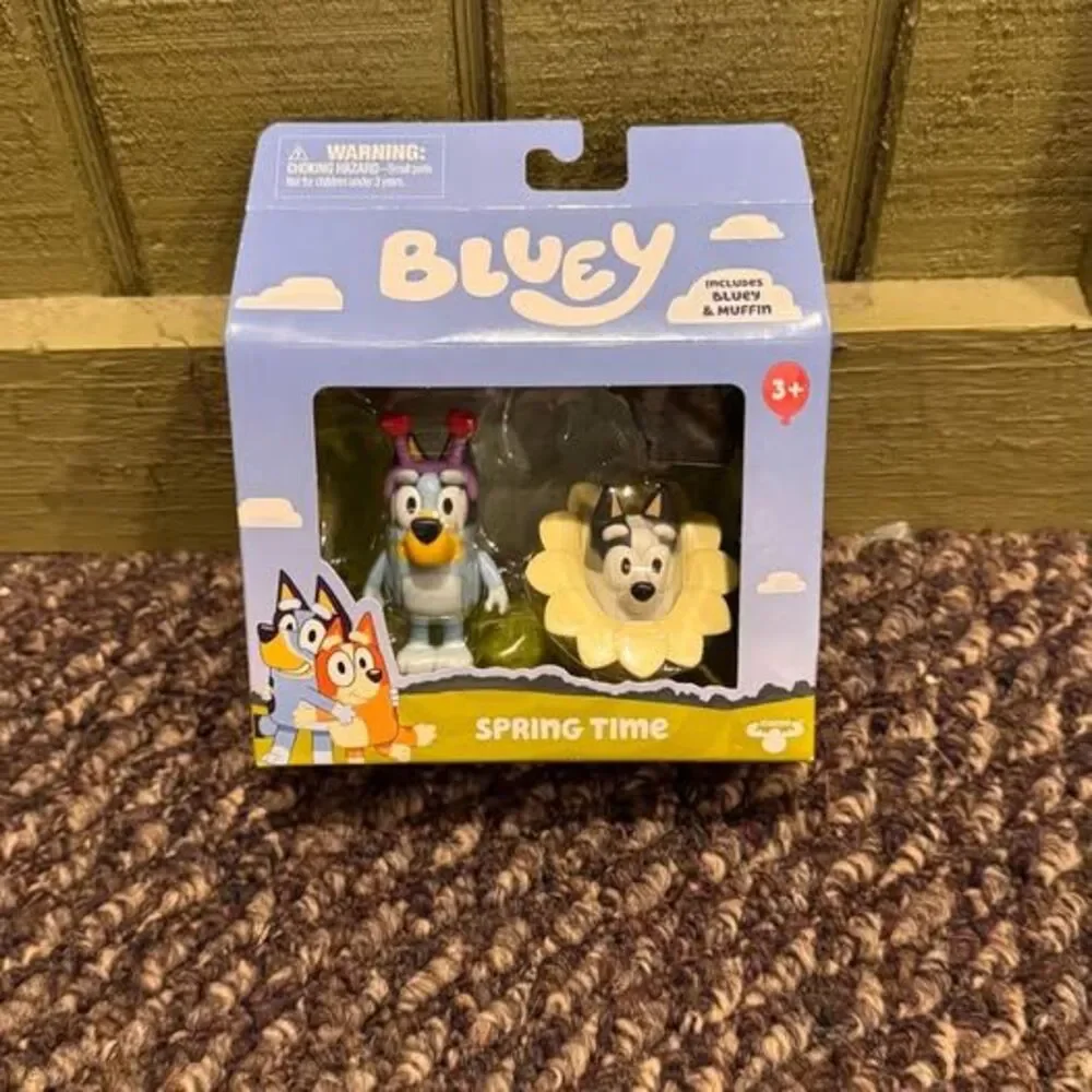 Bluey Spring Time Figure 2-Pack with Bluey & Muffin